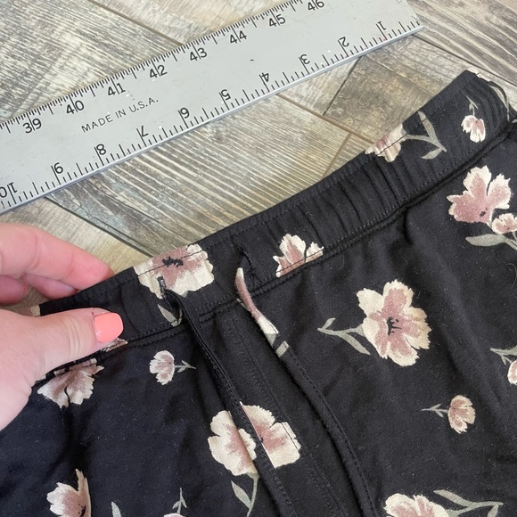 Zella Lounge Shorts Jersey Knit  Black Blue & Floral SZ XL NEW! - Picture 4 of 12